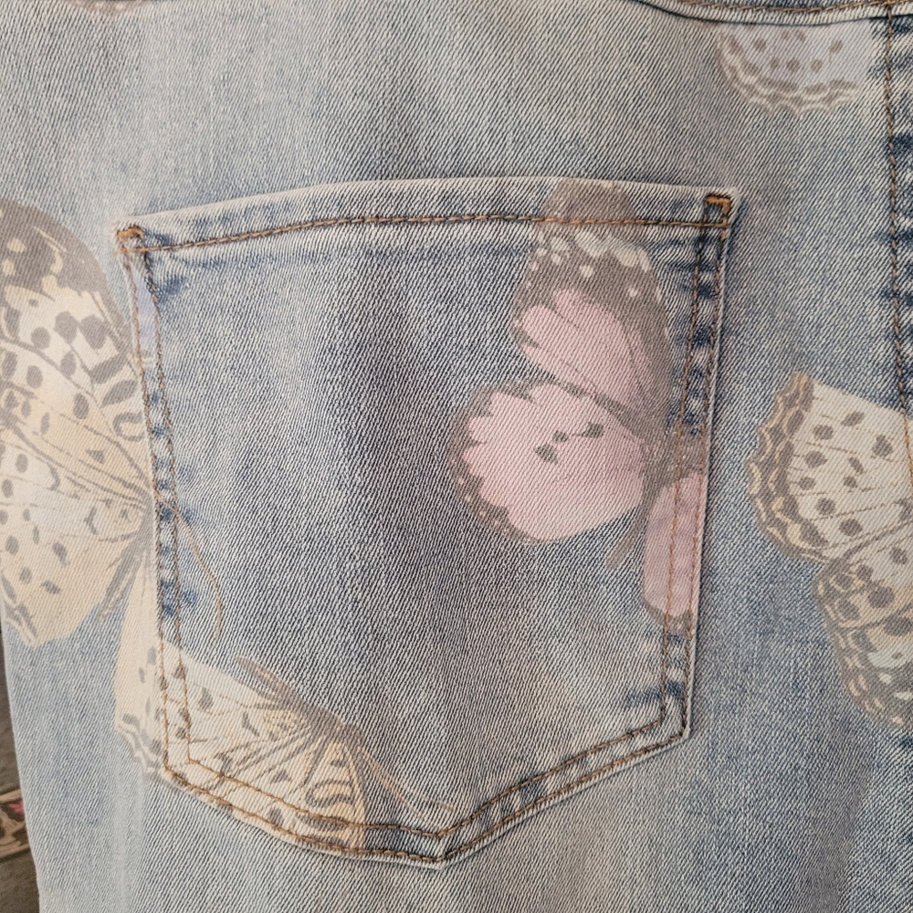 NOBO pull-on butterfly print flare leg jeans - XL (15/17)       G48 - Picture 7 of 7